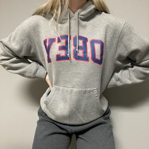 OBEY HOODIE.